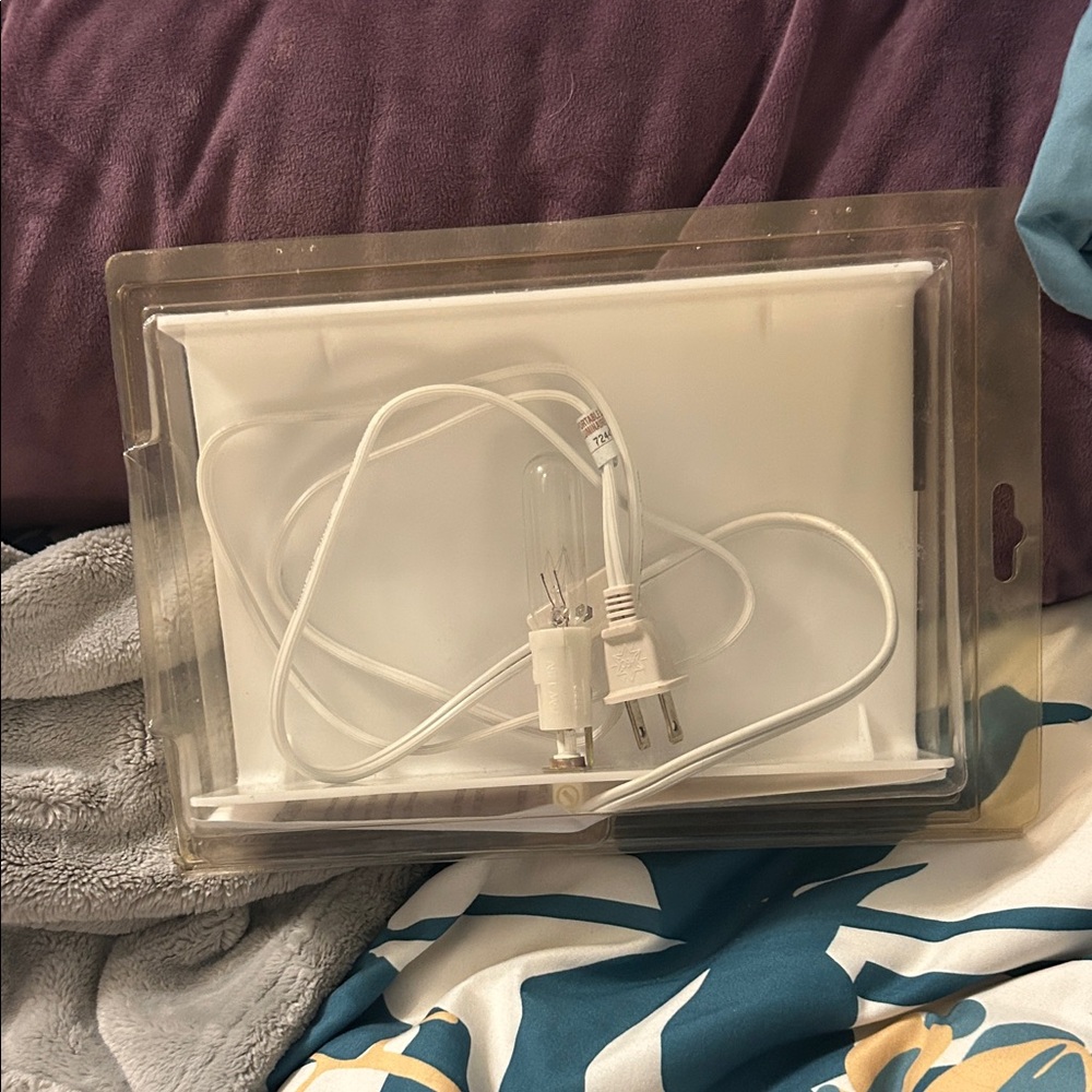 Light Box - Silver - Picture 2 of 5